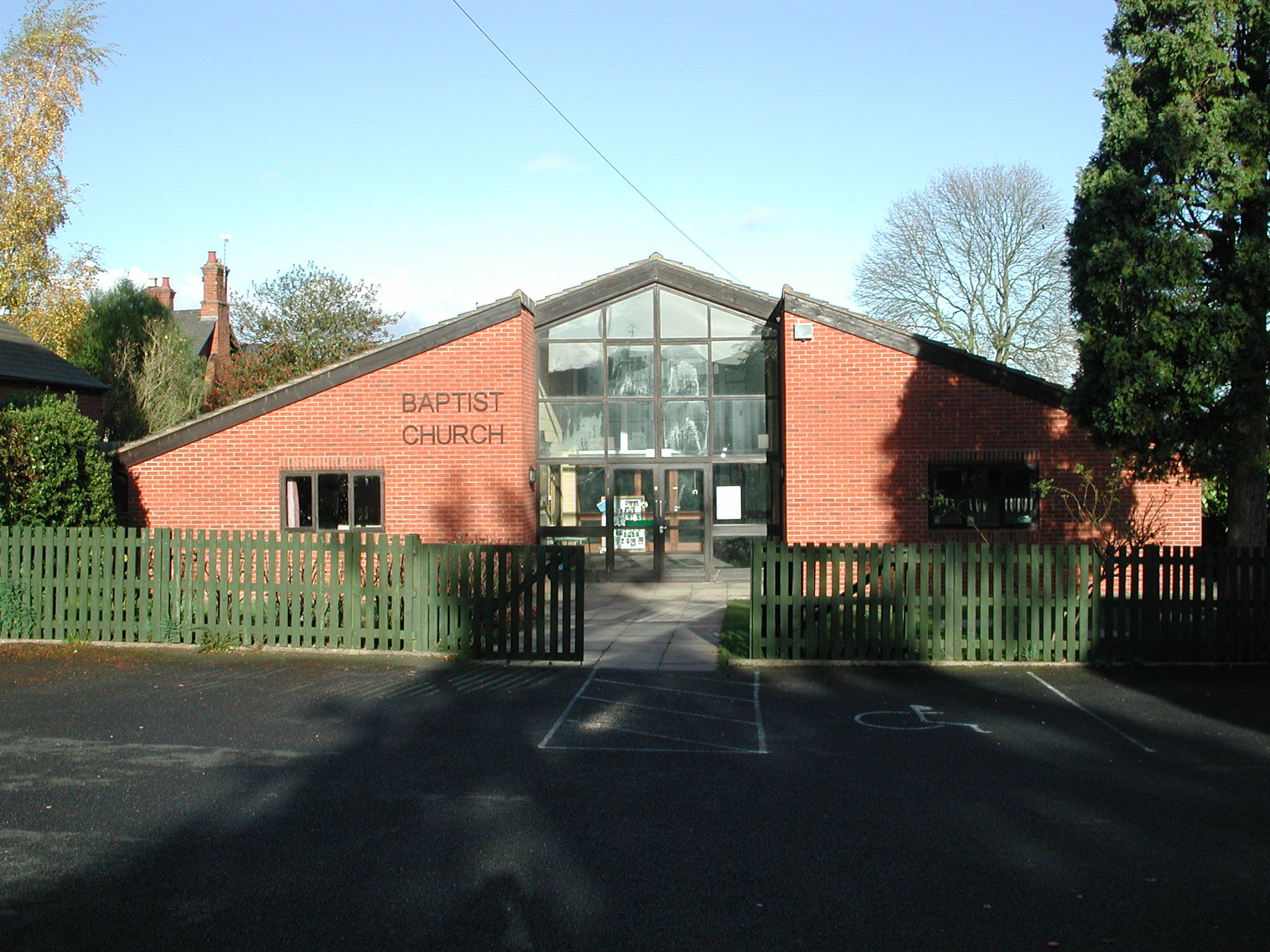 Barnt_Green_Baptist