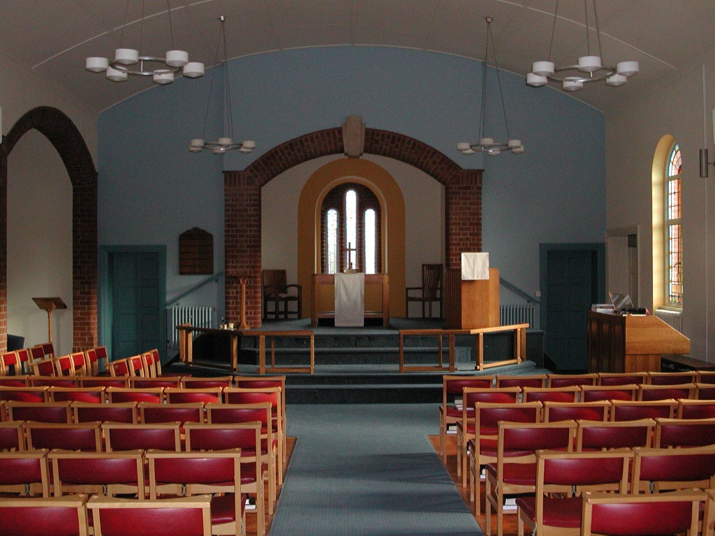 Droitwich_methodist_interior