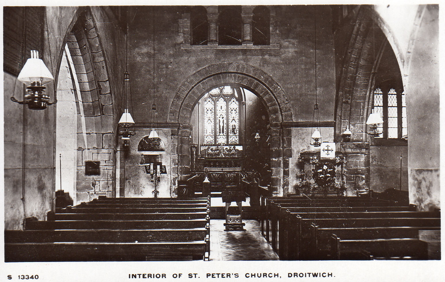 Droitwich_st_peter_interior