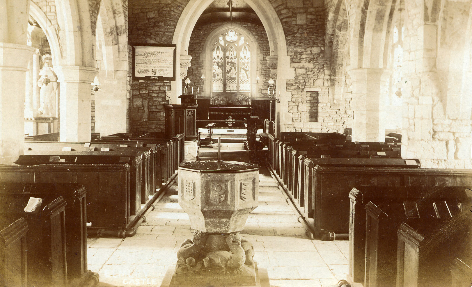 Elmley_Castle_interior